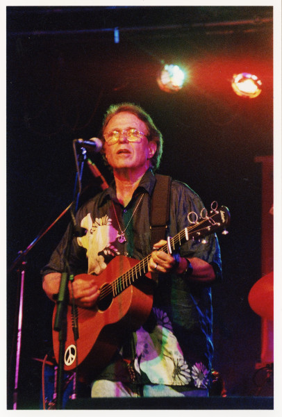 0136-COUNTRY-JOE-MCDONALD-SALO-BS-15072005-GIARDINI-BADEN-POWELL